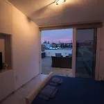 Nissi49