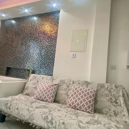 Nissi49