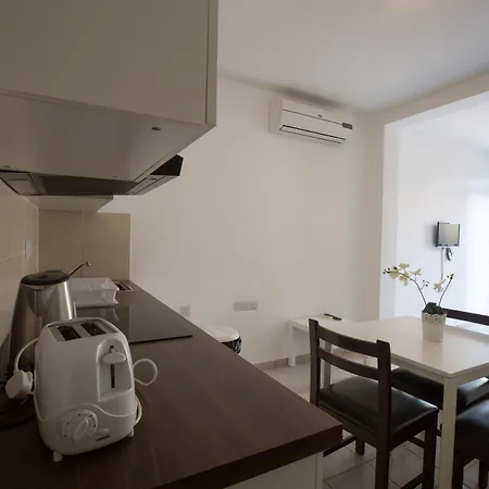 Nissi49 Apartamento *