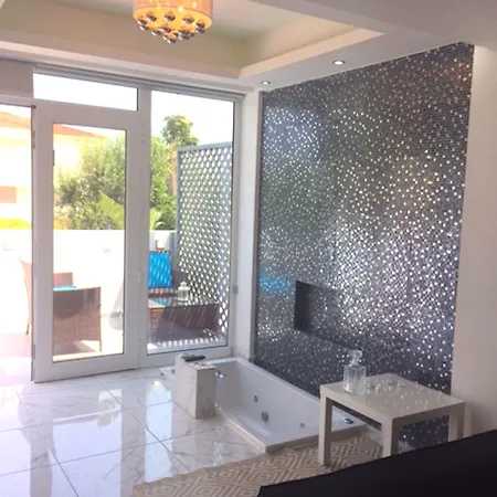 Nissi49 Айя-Напа