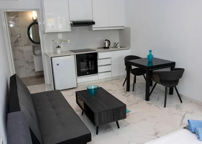 Nissi49 アパート